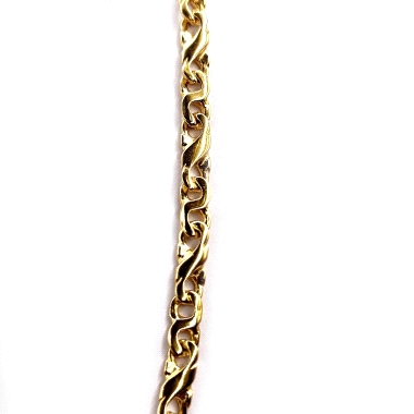 Cadena maciza de oro 18kts, modelo de eslabon ocho en 60 cm largo con cierre mosquetón. 23.00grs.