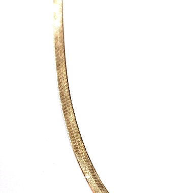 Espléndida gargantilla de oro 18kts, modelo omega plana facetada. Cierre mosquetón. 6.20grs.