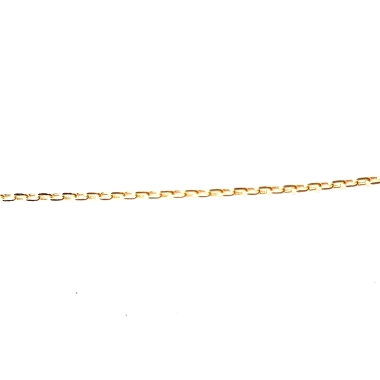 Cadena clásica en oro 18kts. Cadena de  eslabón forcé en 50cm de largo. Cierre argolla resorte. 1.20grs.