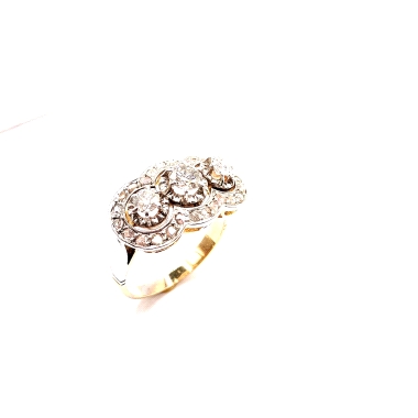 Precioso anillo de época estilo años 40 art-decó con diamantes total 1.16cts. Talla 17. 6.50grs.