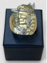 Anillo hombre Oro 18K diseño cacique. Peso 19.5g 19.50grs.