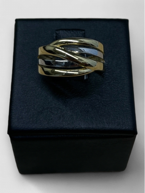 Anillo Oro 18K mezcla oro blanco y amarillo. Peso 2.9g